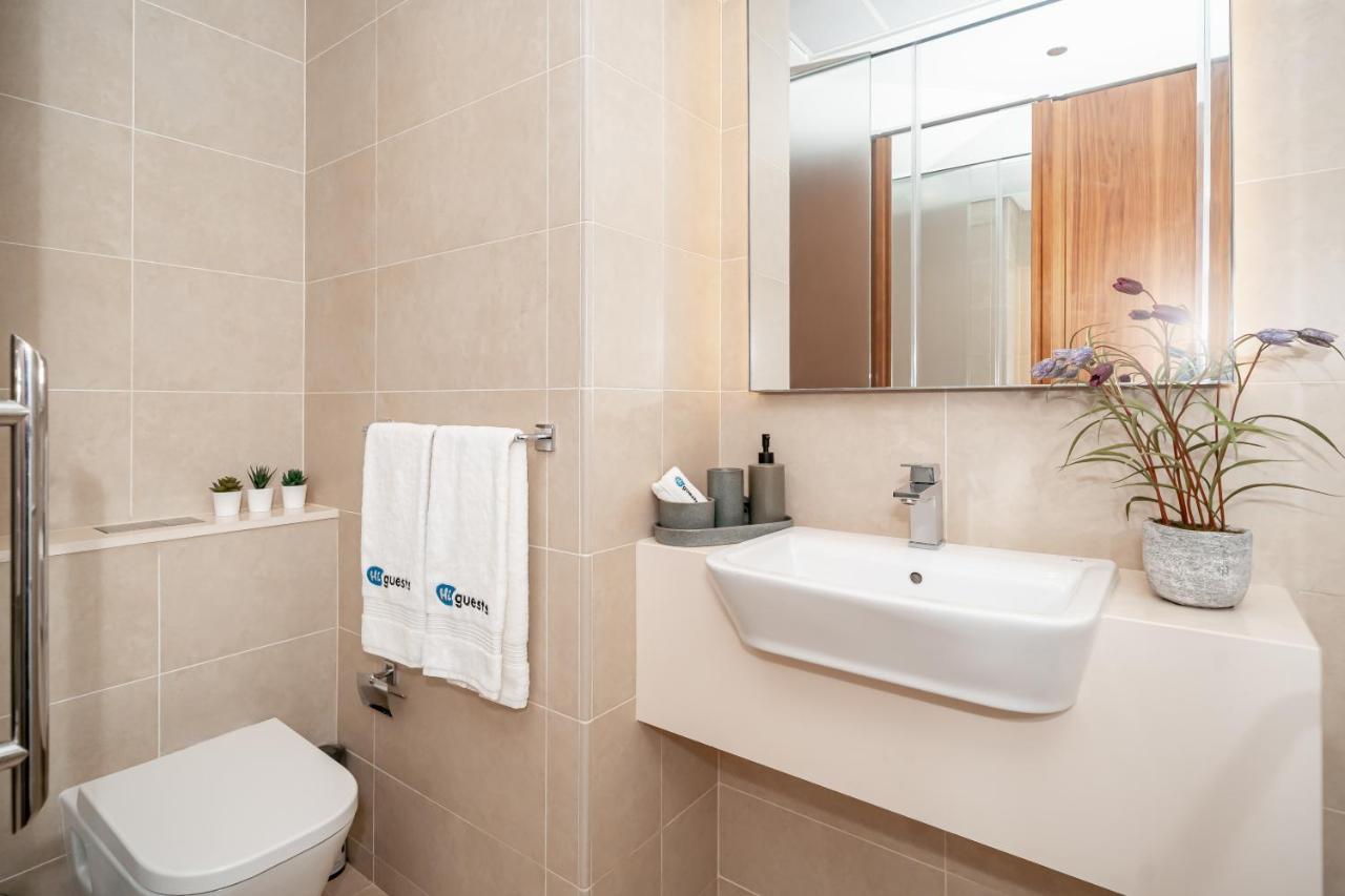 דובאי Higuests - Unique Studio With Stunning Panoramic Marina Views מראה חיצוני תמונה