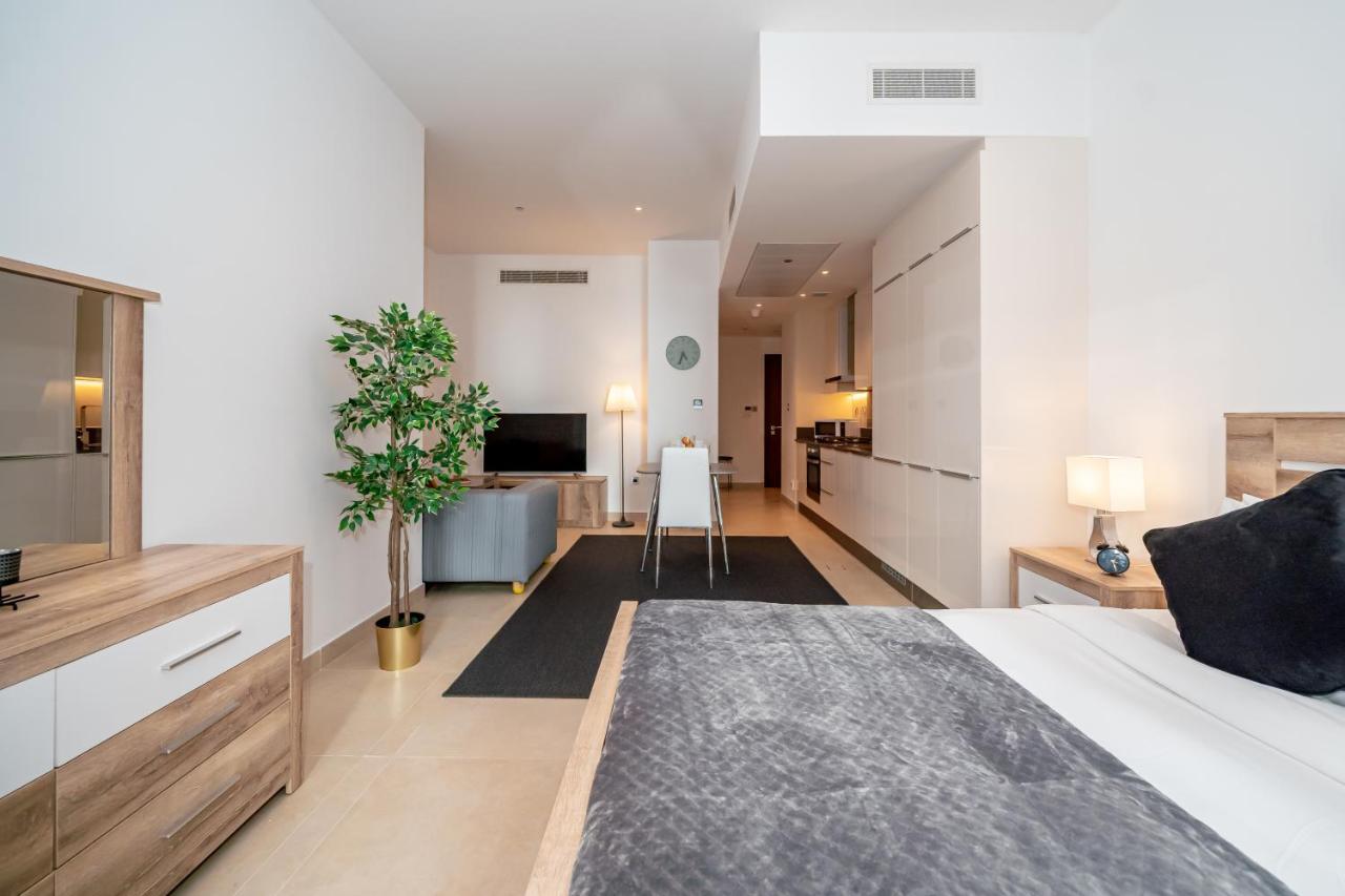 דובאי Higuests - Unique Studio With Stunning Panoramic Marina Views מראה חיצוני תמונה